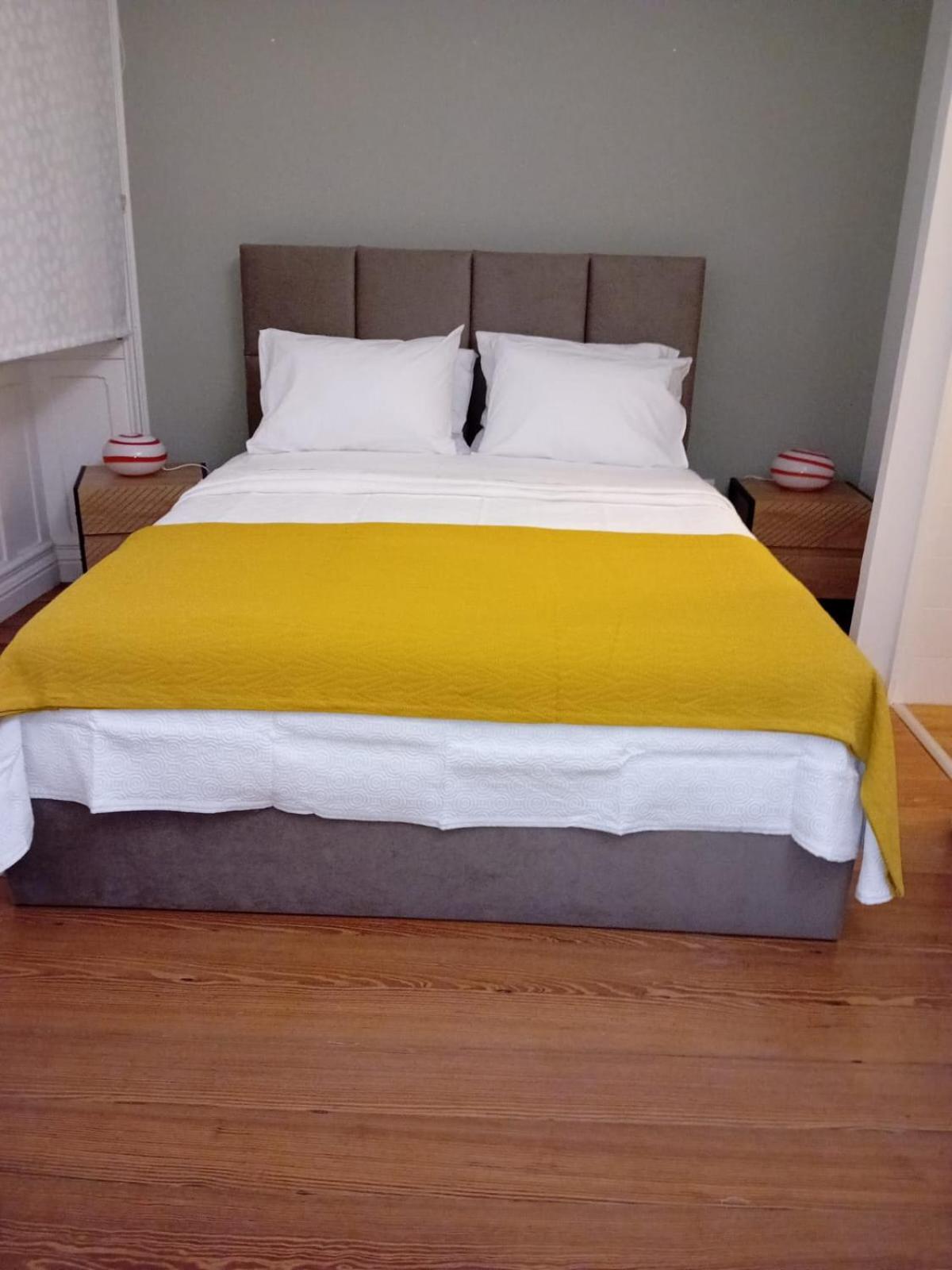 In53 Guest House Понта-Делгада Экстерьер фото